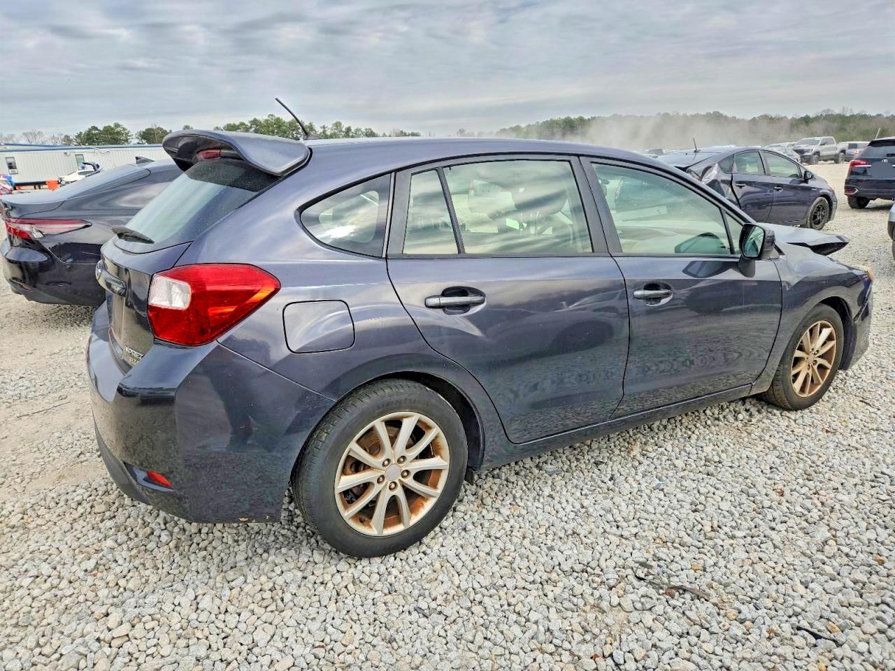 2014 SUBARU IMPREZA PREMIUM photo 5