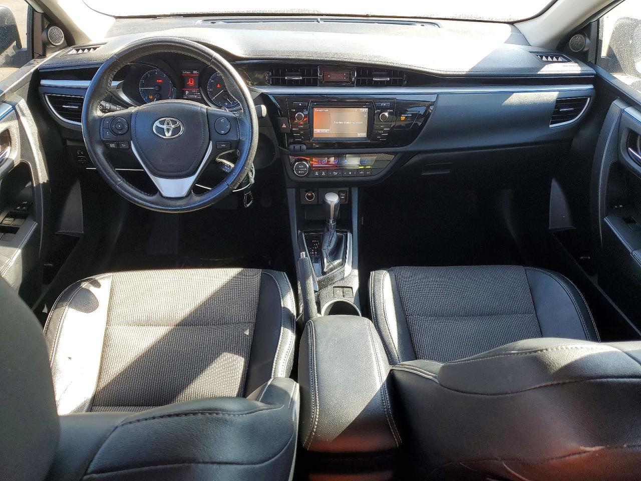 2016 TOYOTA COROLLA S photo 15
