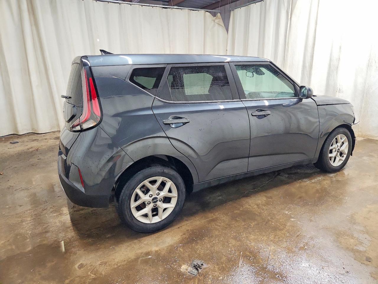 2025 KIA SOUL LX photo 3