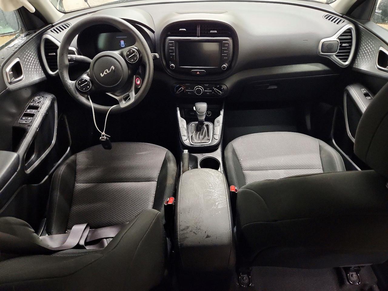2025 KIA SOUL LX photo 8