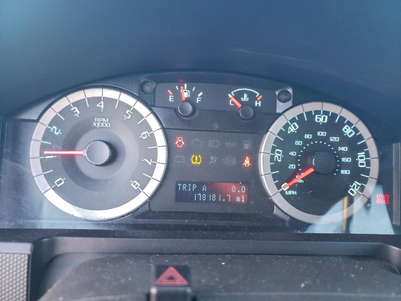 2012 FORD ESCAPE XLT photo 9