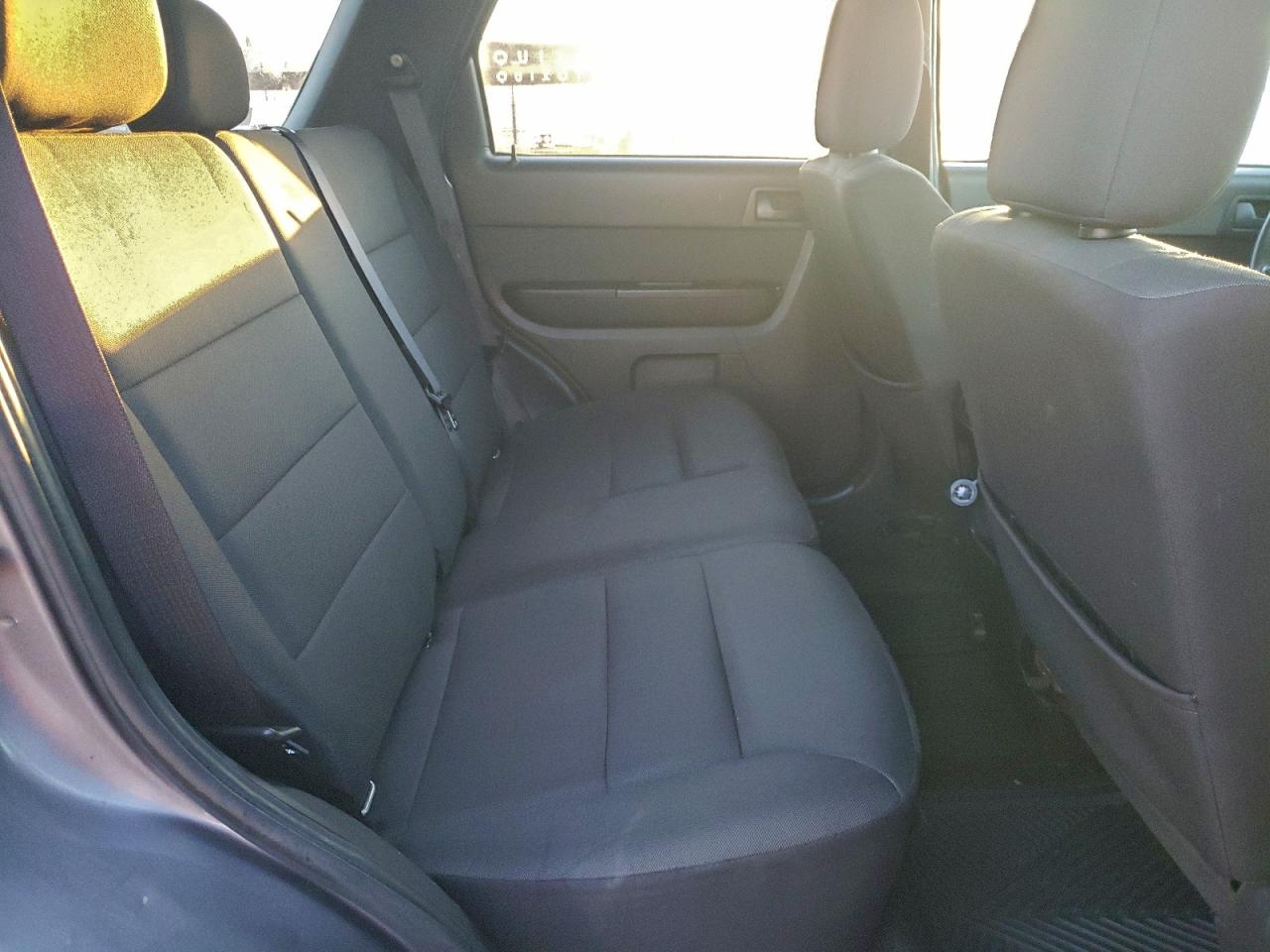 2012 FORD ESCAPE XLT photo 11
