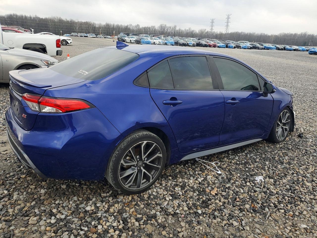 2020 TOYOTA COROLLA SE photo 3