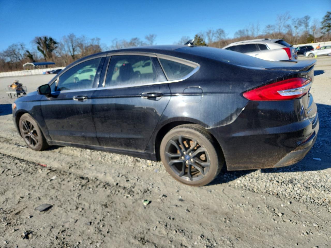 2020 FORD FUSION SE photo 2