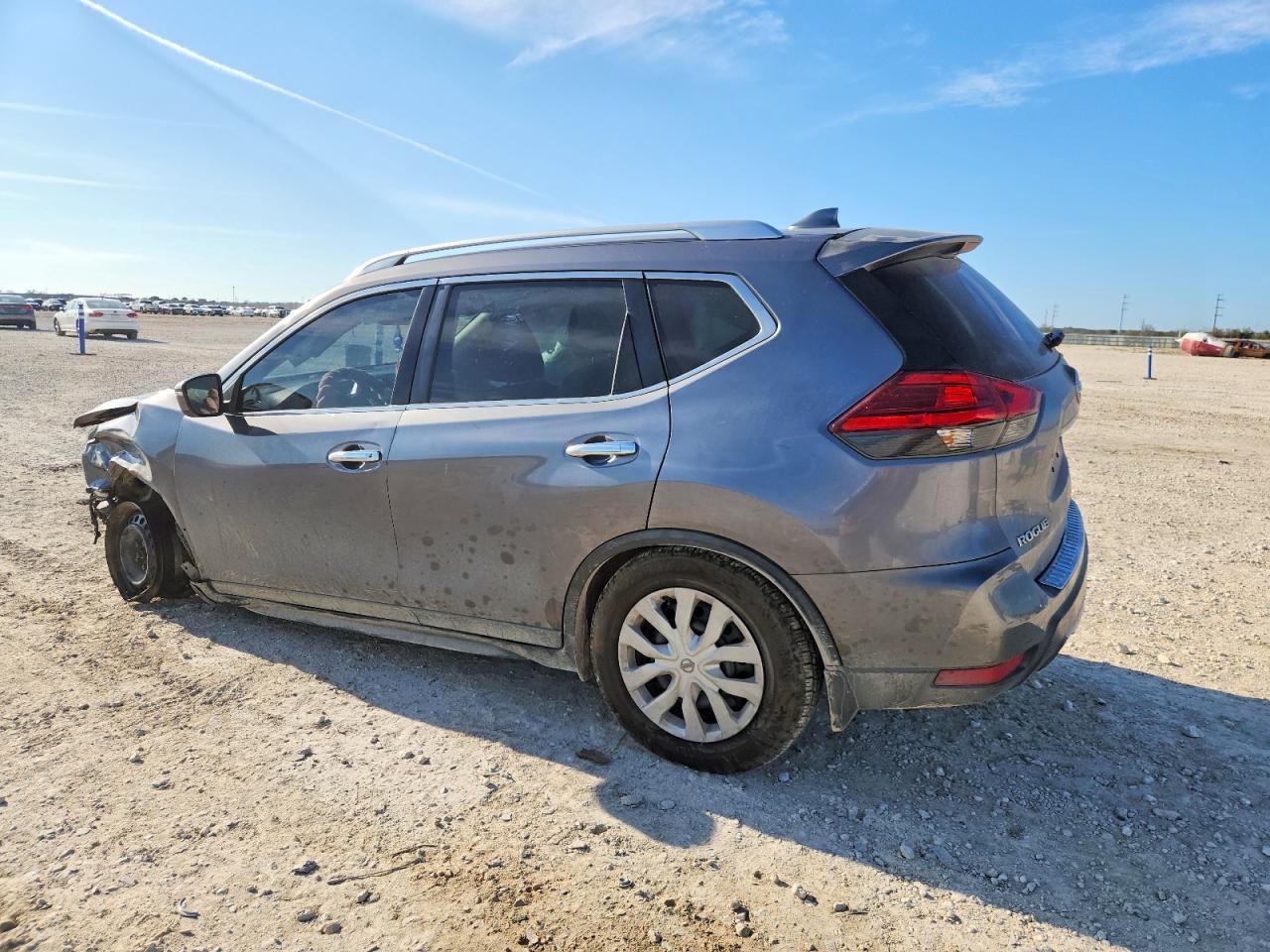 2017 NISSAN ROGUE S photo 2