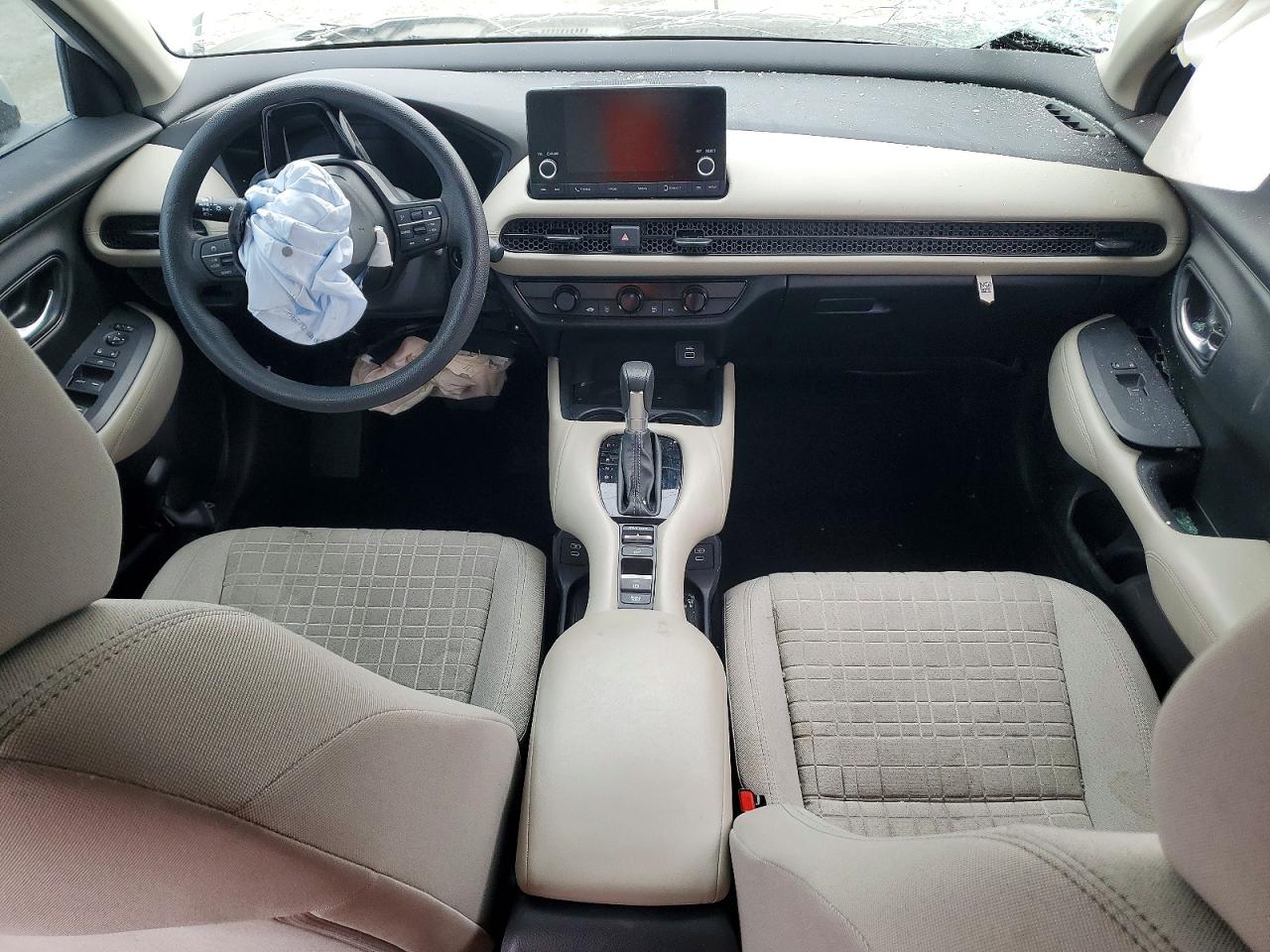 2024 HONDA HR-V LX photo 8