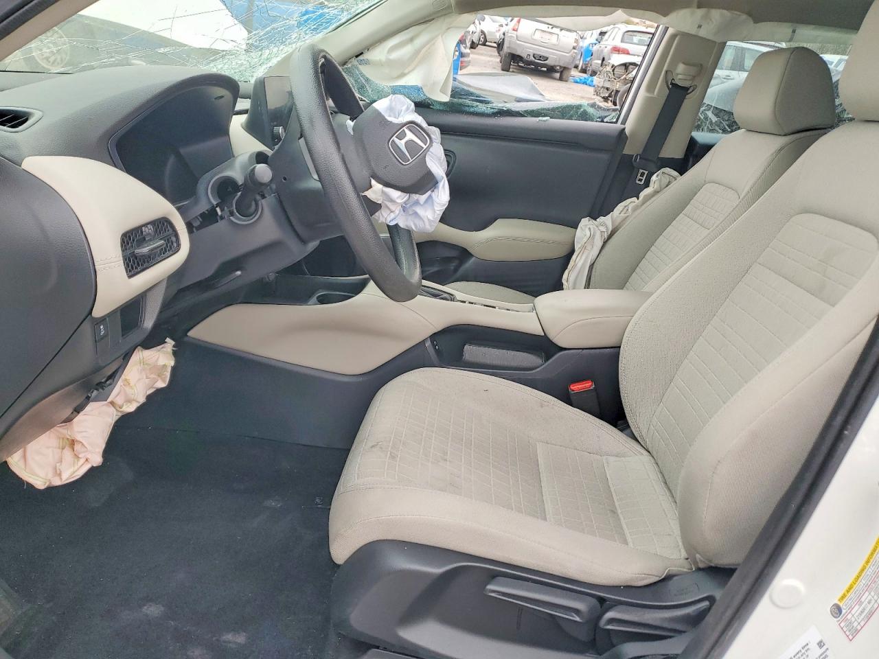 2024 HONDA HR-V LX photo 7