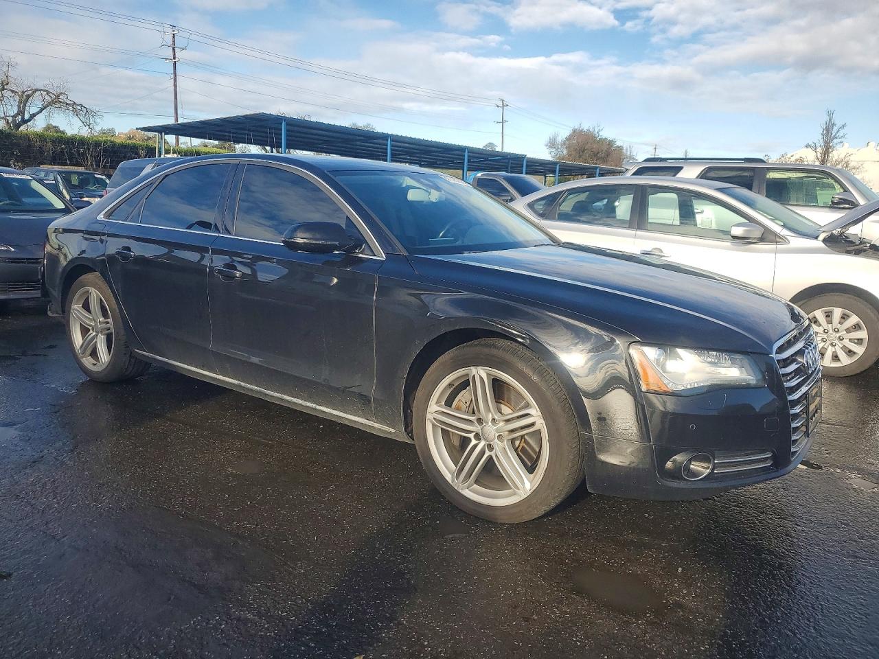 2011 AUDI A8 QUATTRO photo 4