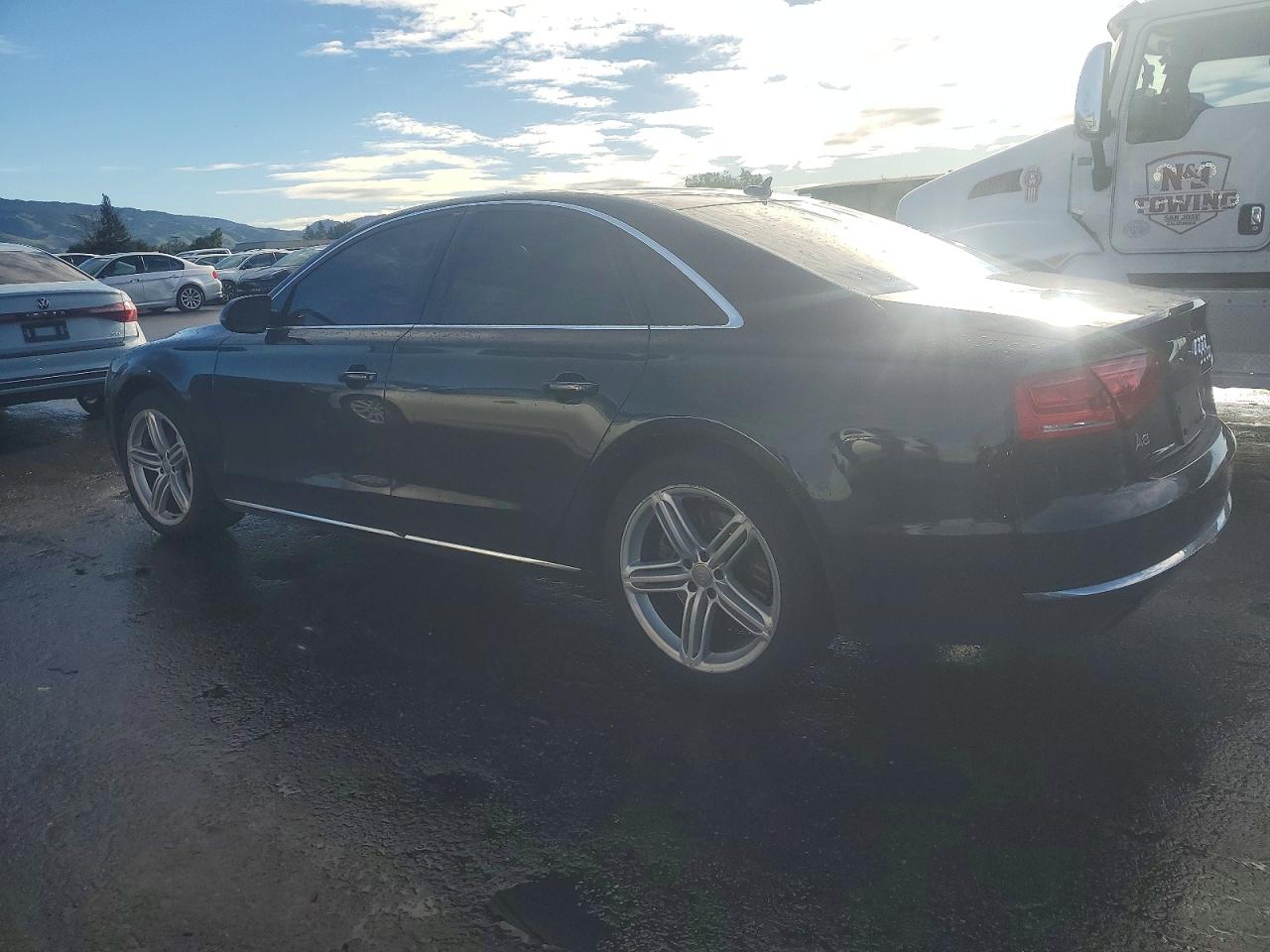 2011 AUDI A8 QUATTRO photo 2