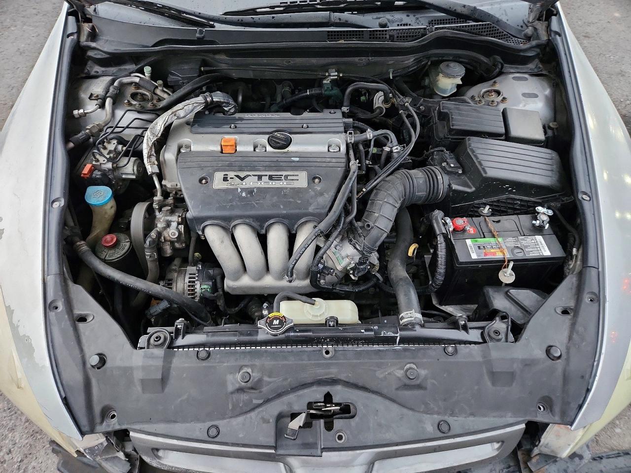 2004 HONDA ACCORD LX photo 11