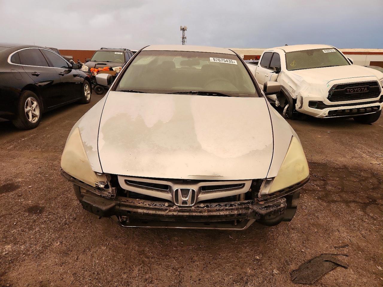 2004 HONDA ACCORD LX photo 5