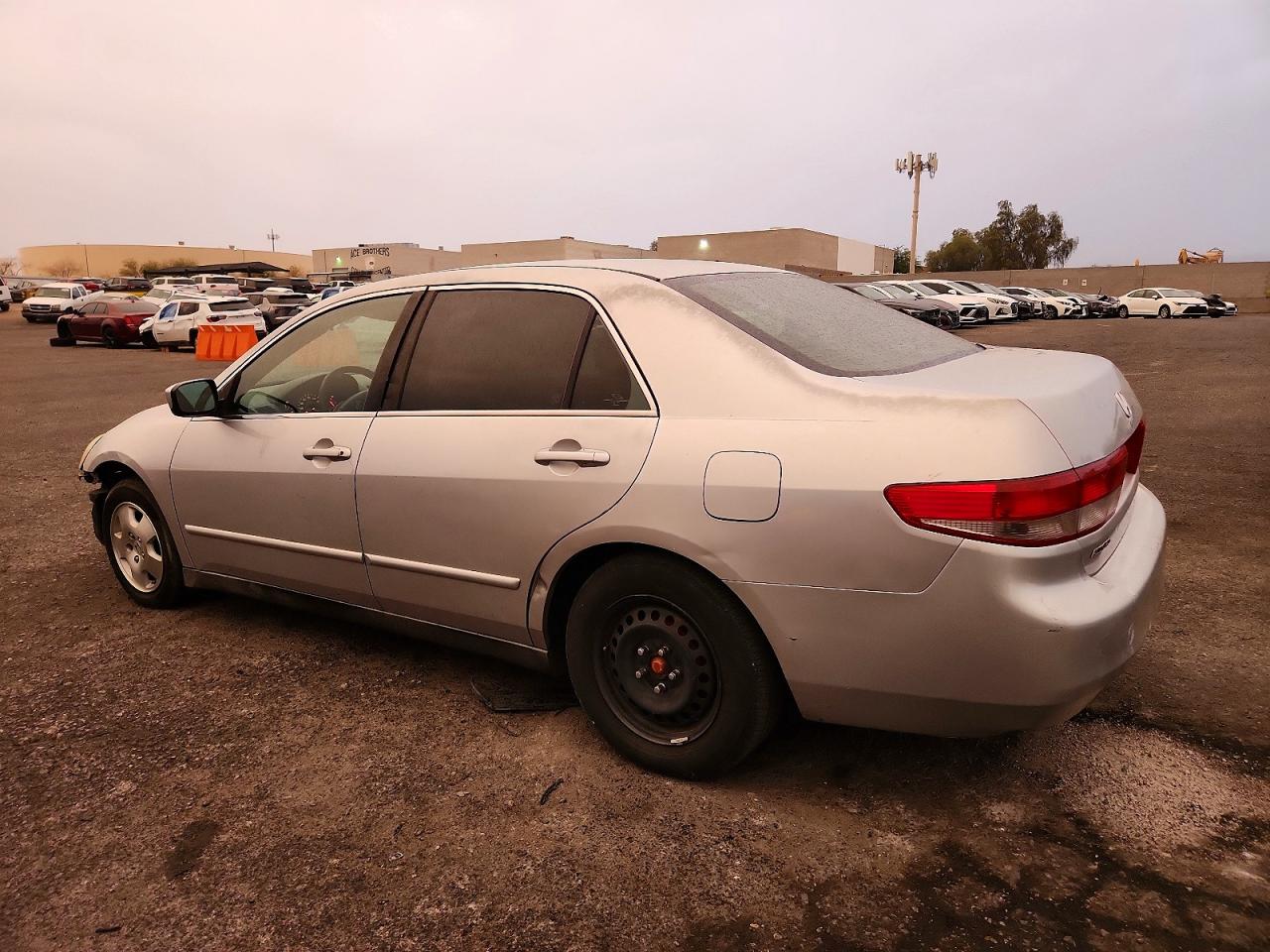 2004 HONDA ACCORD LX photo 2