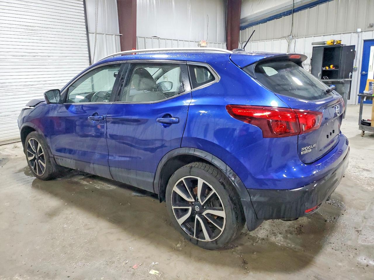 2019 NISSAN ROGUE SPORT S photo 2