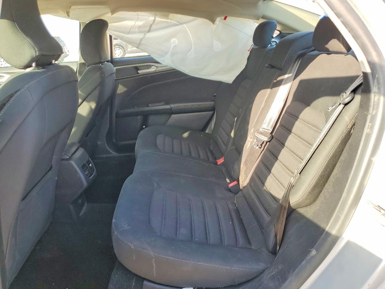 2017 FORD FUSION SE HYBRID photo 10