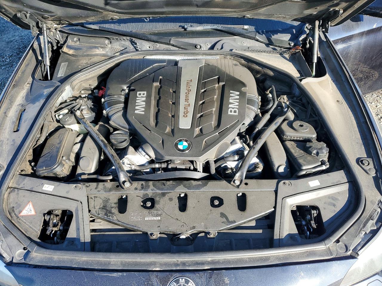 2013 BMW 550 XI photo 11