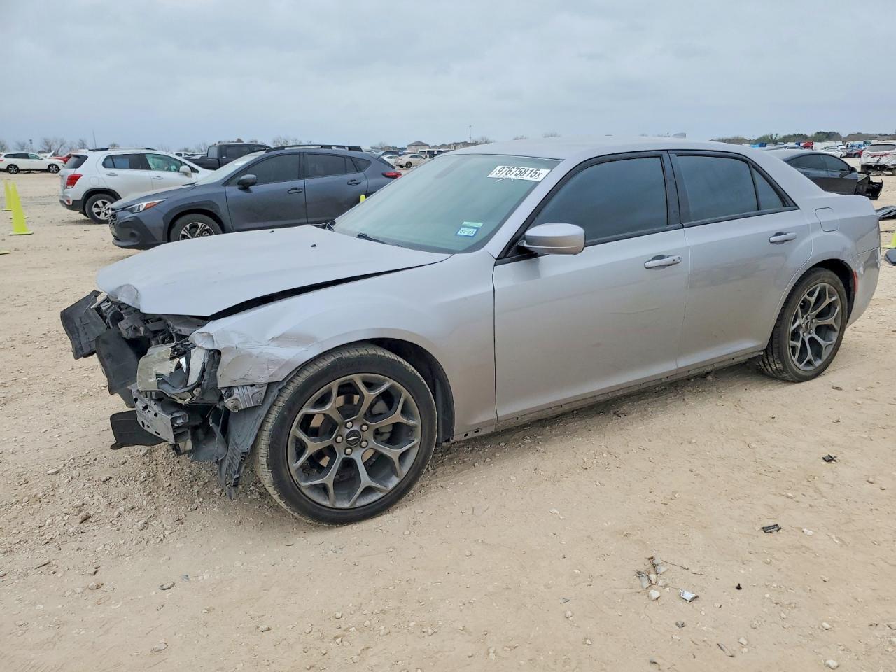 2016 CHRYSLER 300