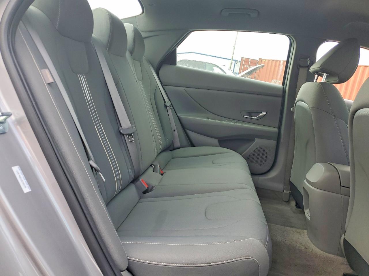 2025 HYUNDAI ELANTRA BLUE photo 10