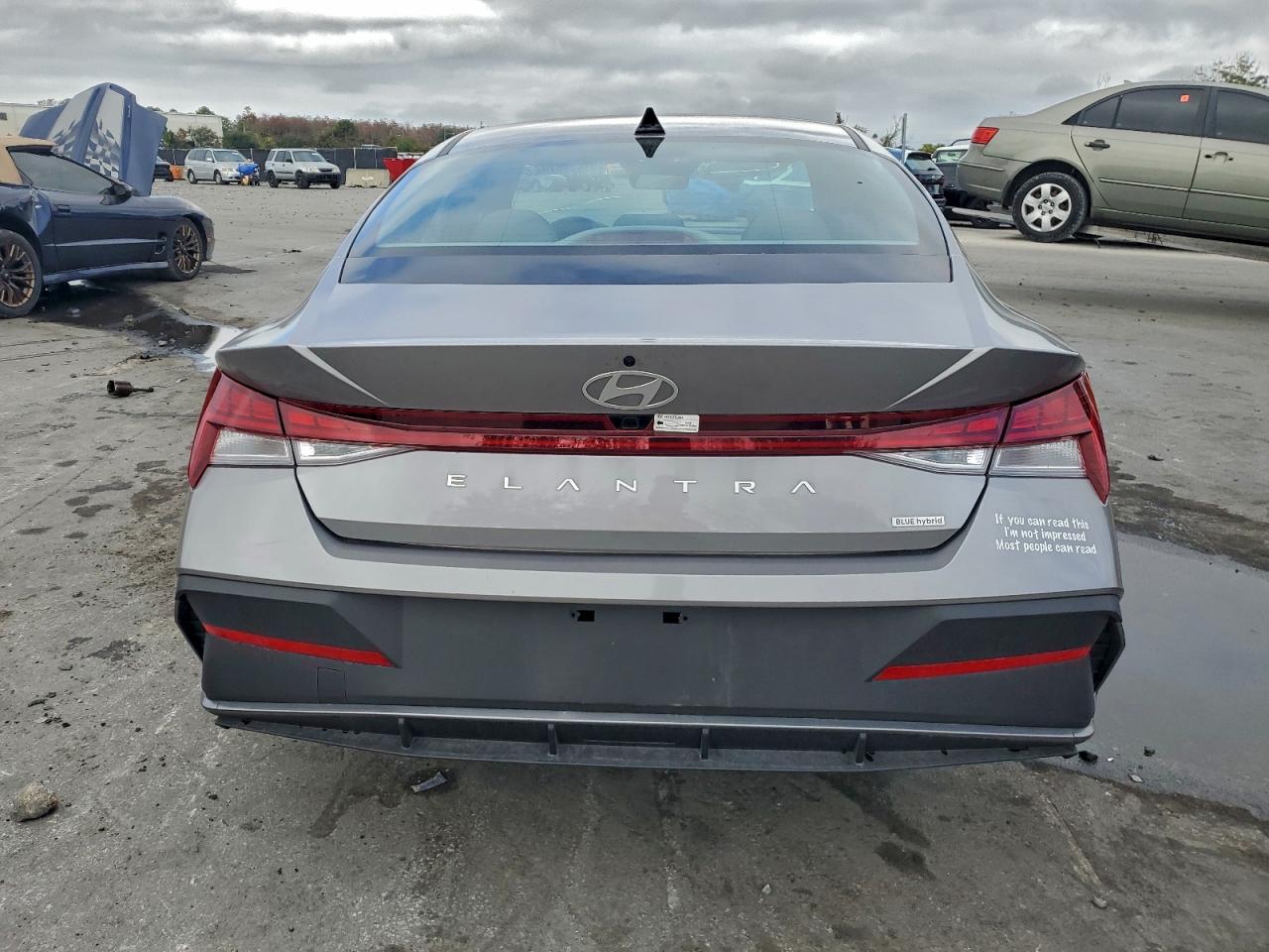 2025 HYUNDAI ELANTRA BLUE photo 6