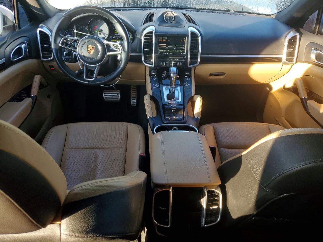 2016 PORSCHE CAYENNE SE HYBRID photo 8