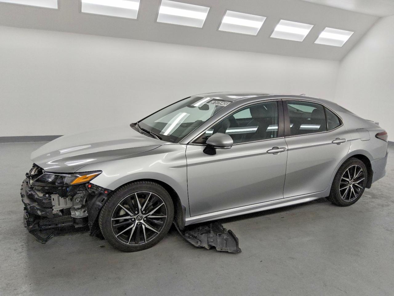 2022 TOYOTA CAMRY