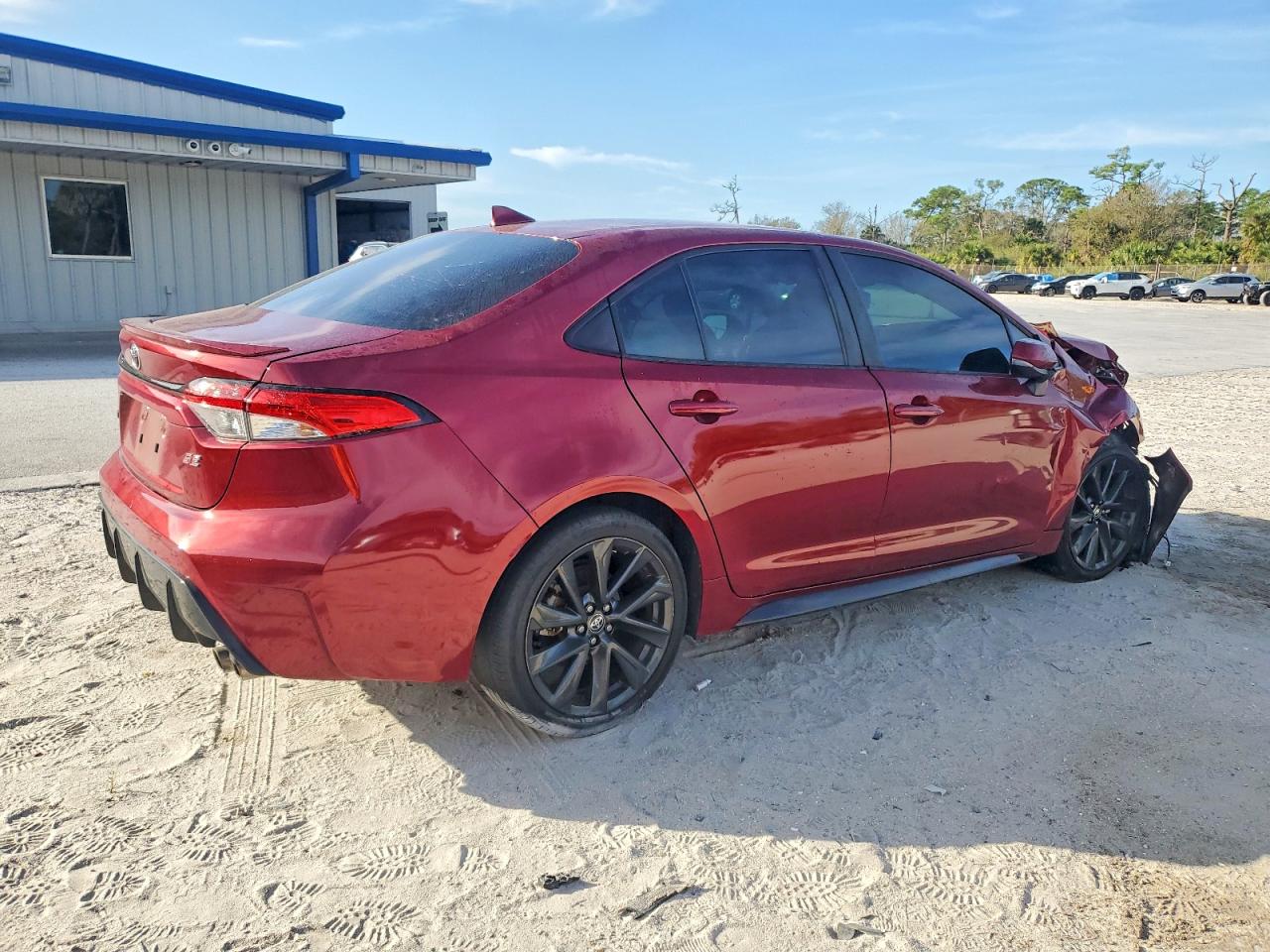 2023 TOYOTA COROLLA SE photo 3