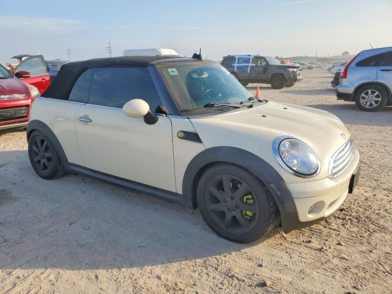 2010 MINI COOPER photo 4