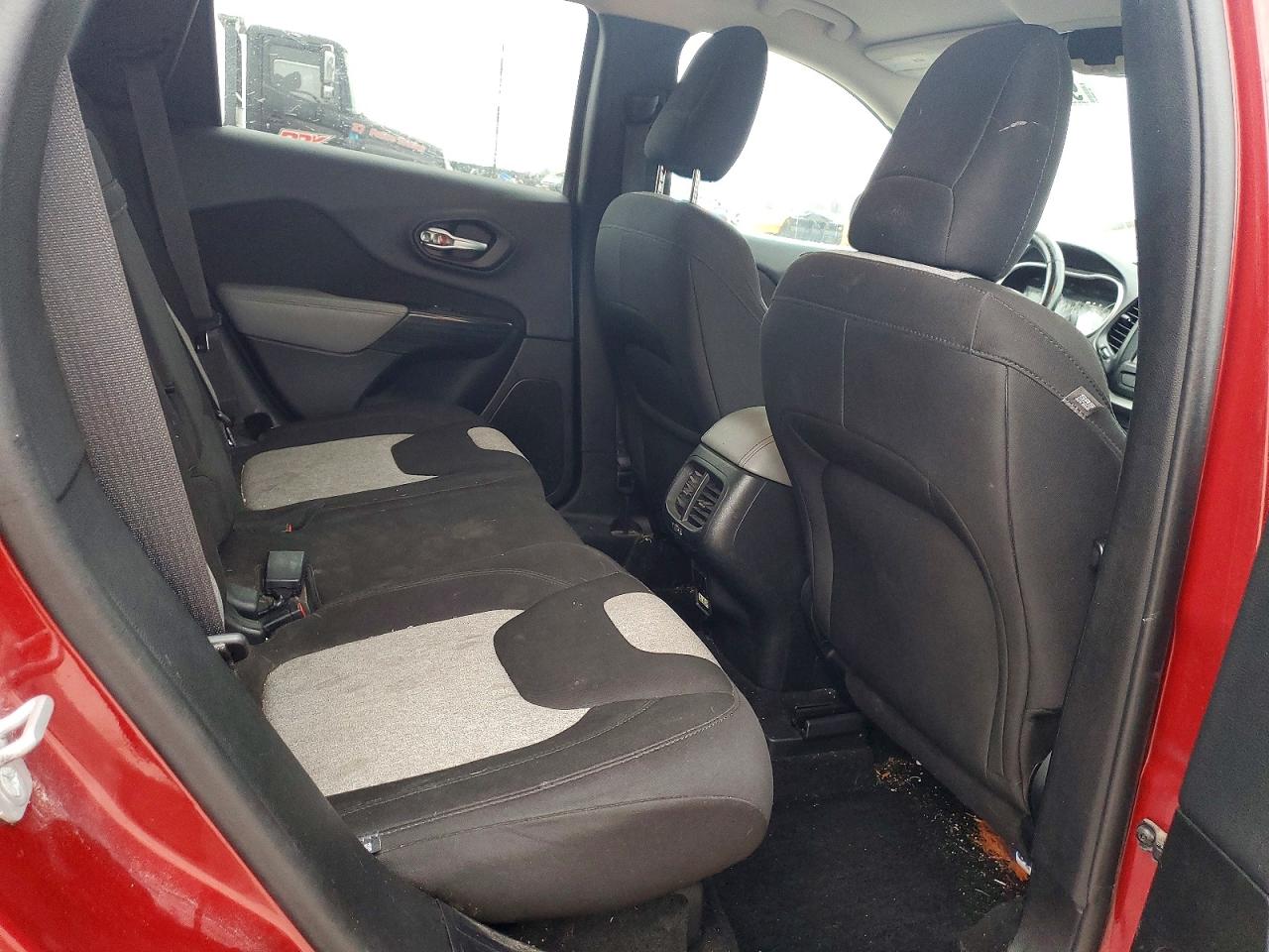 2014 JEEP CHEROKEE LATITUDE photo 11