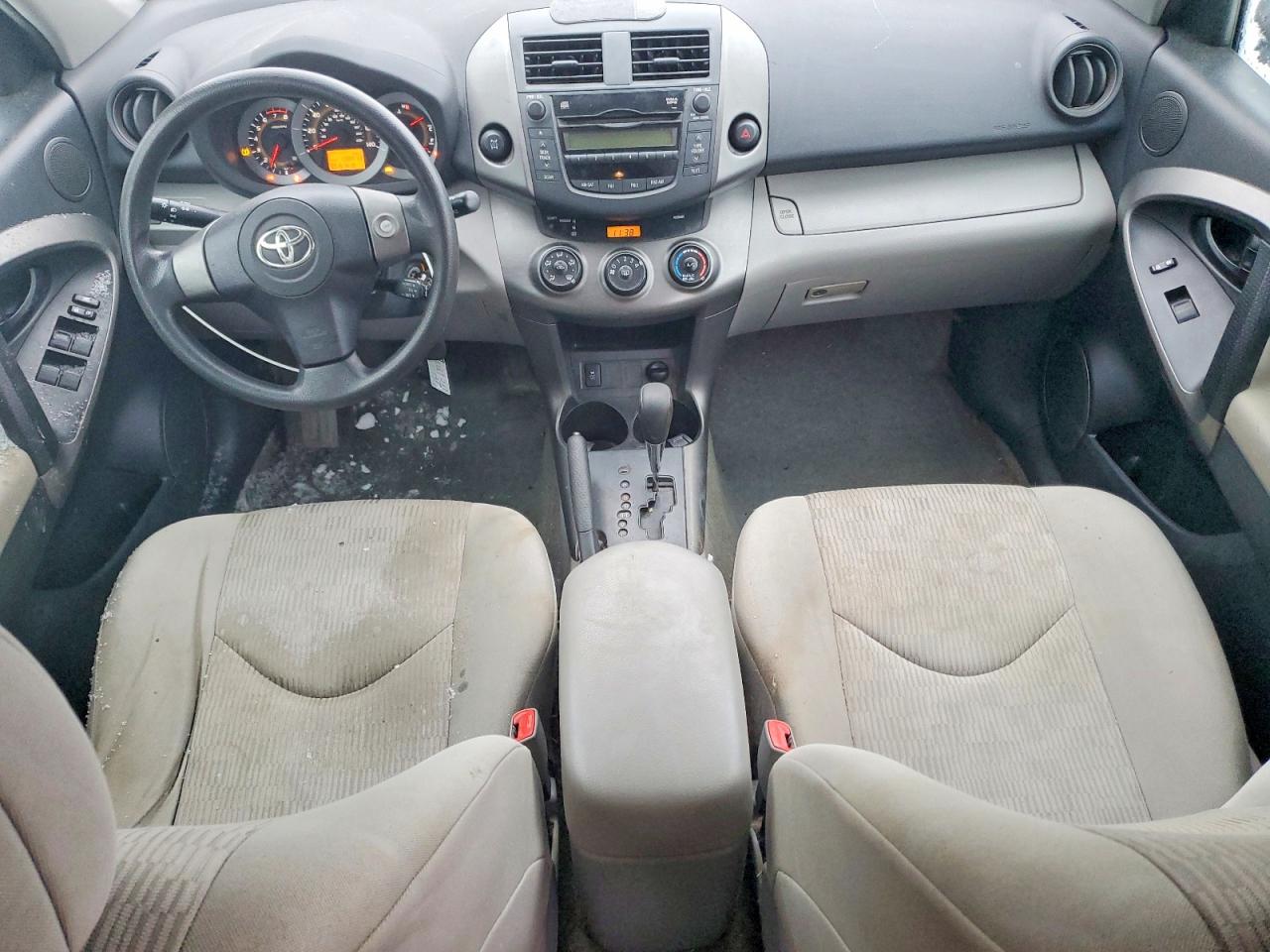 2010 TOYOTA RAV4 photo 8