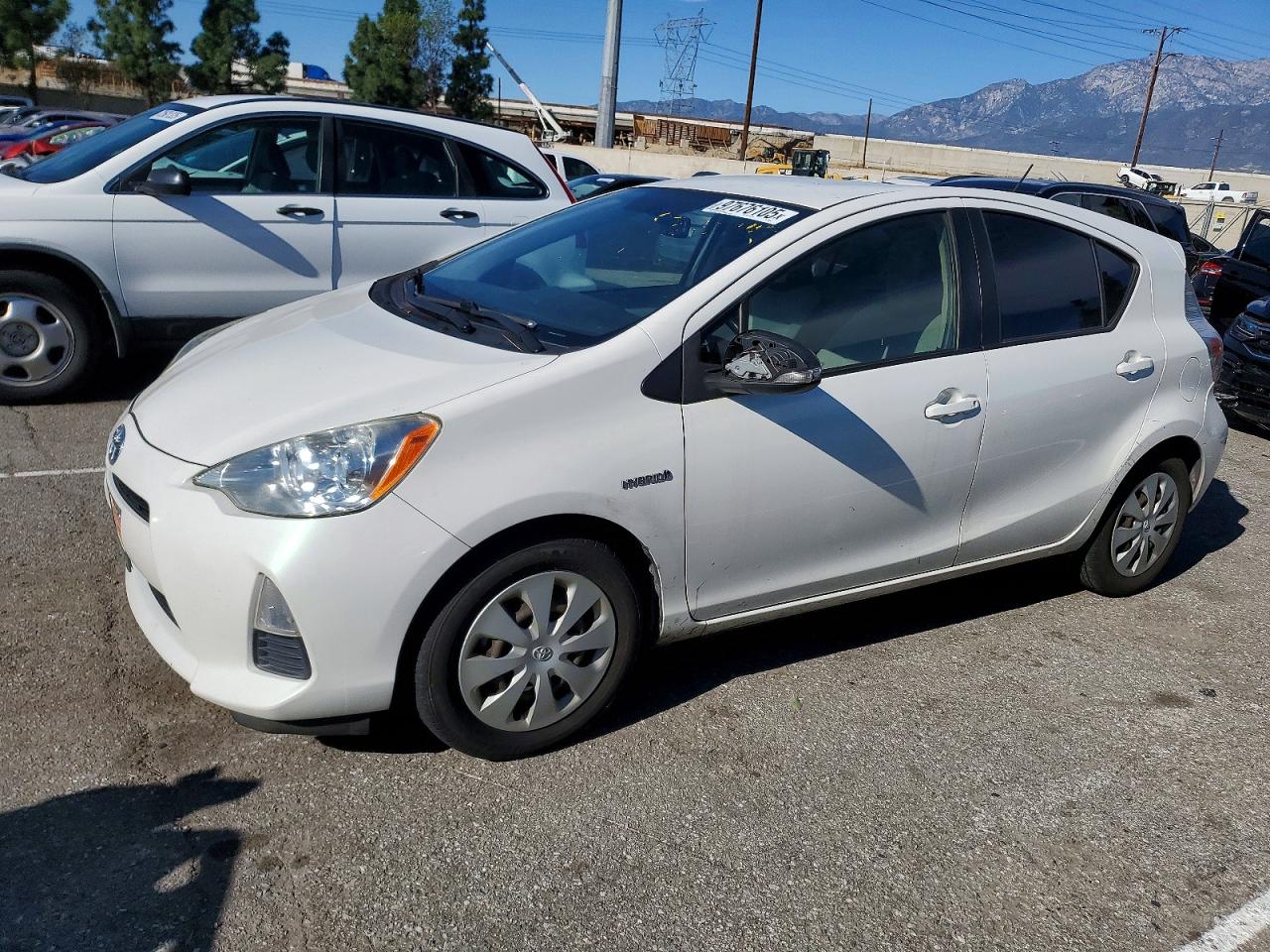 2013 TOYOTA PRIUS C
