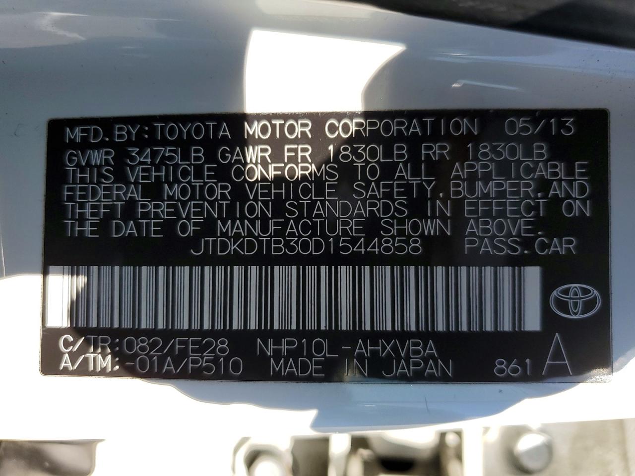 2013 TOYOTA PRIUS C photo 12