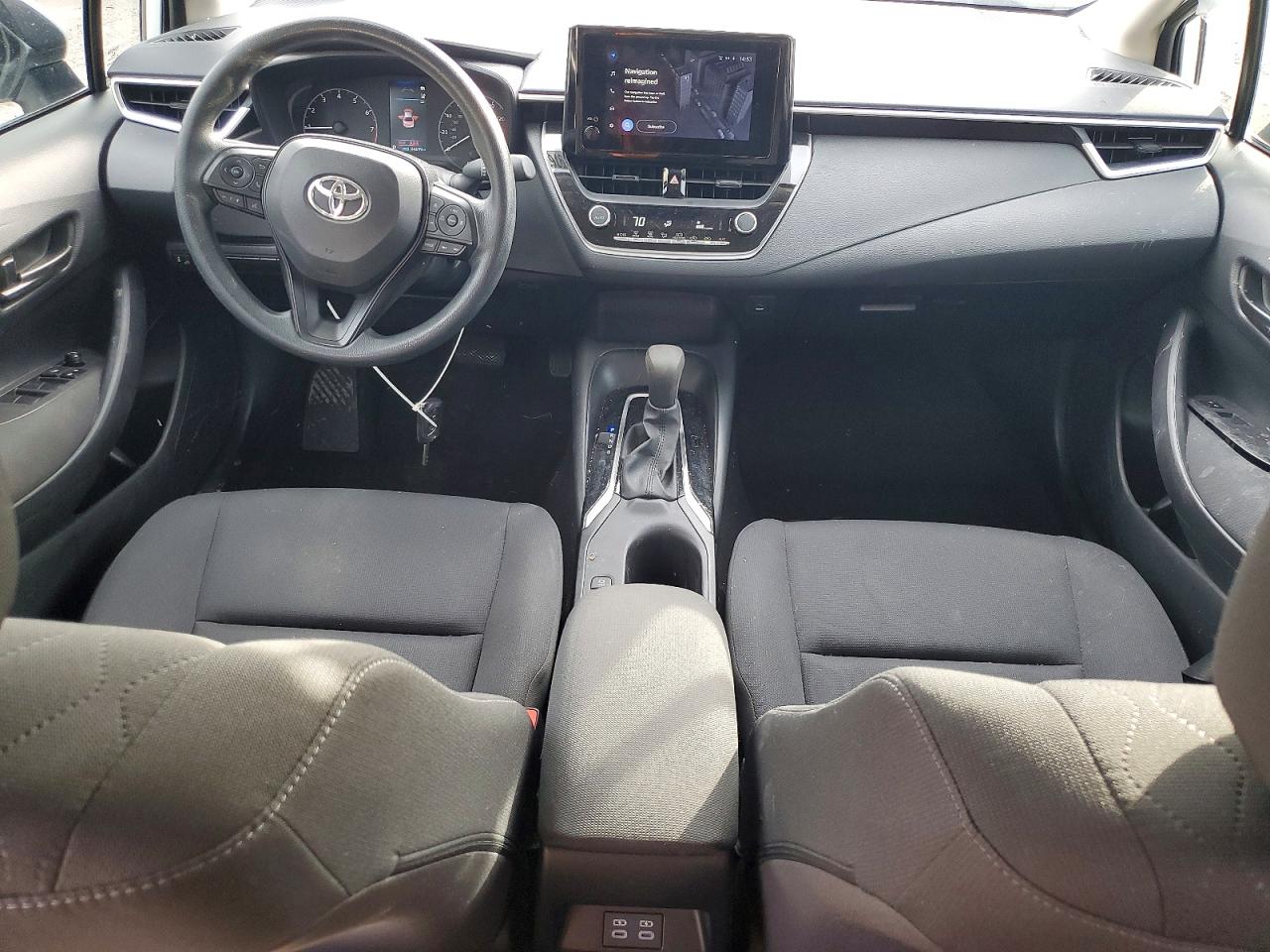 2024 TOYOTA COROLLA LE photo 8