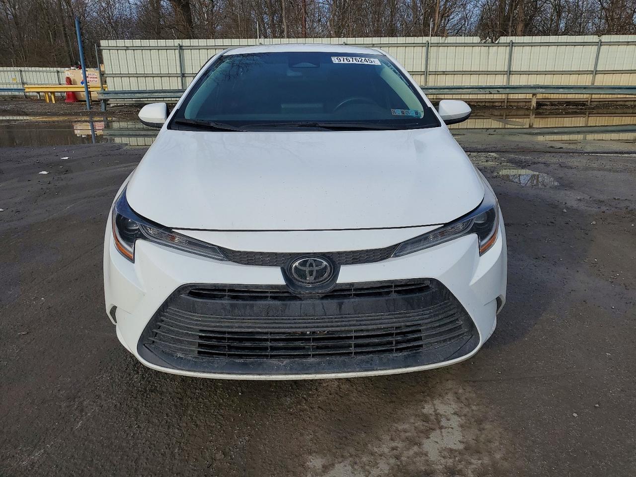 2024 TOYOTA COROLLA LE photo 5