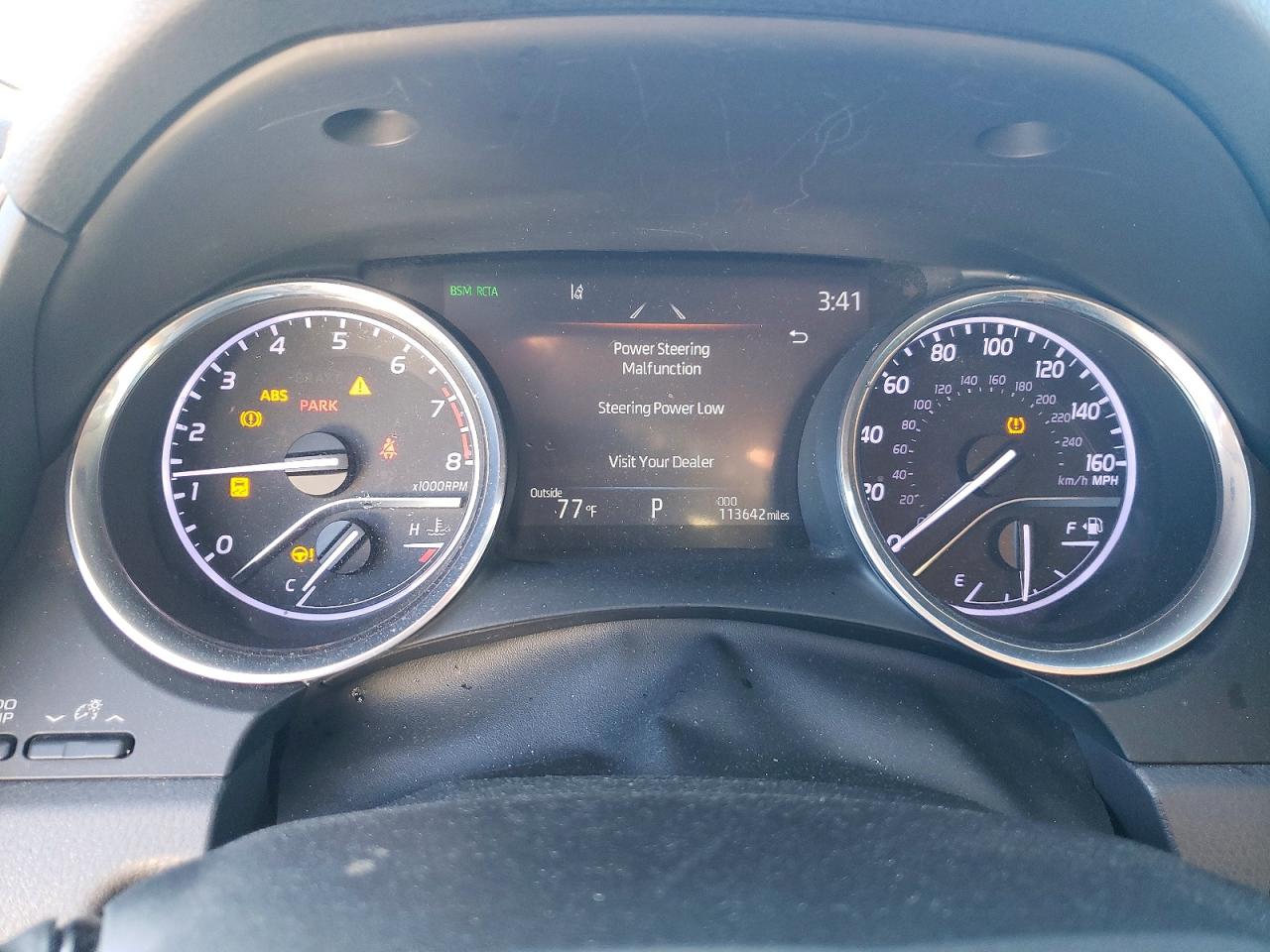 2020 TOYOTA CAMRY LE photo 17