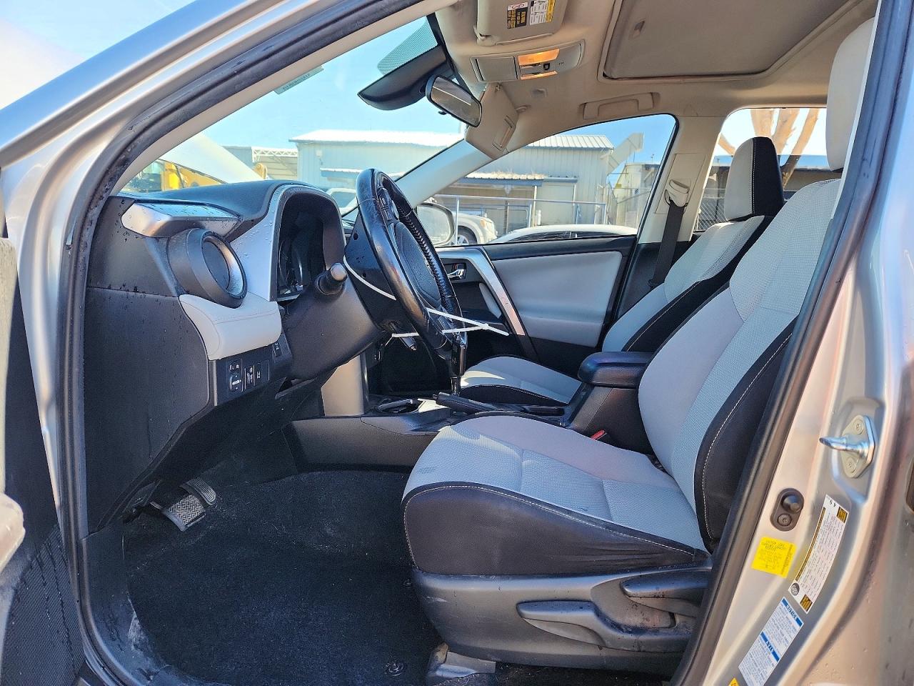 2018 TOYOTA RAV4 ADVENTURE photo 7