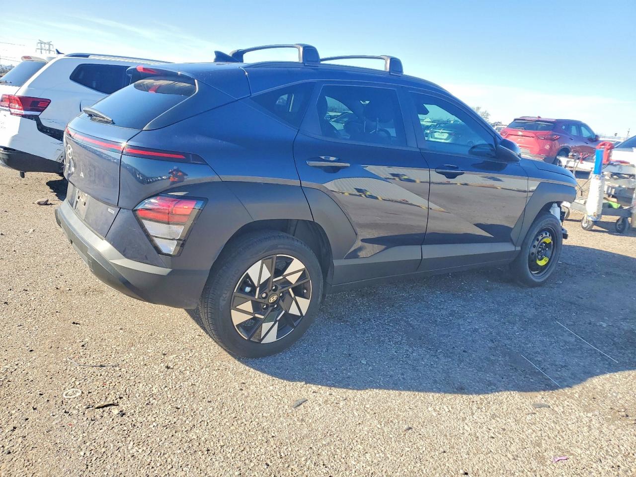 2025 HYUNDAI KONA SEL photo 3