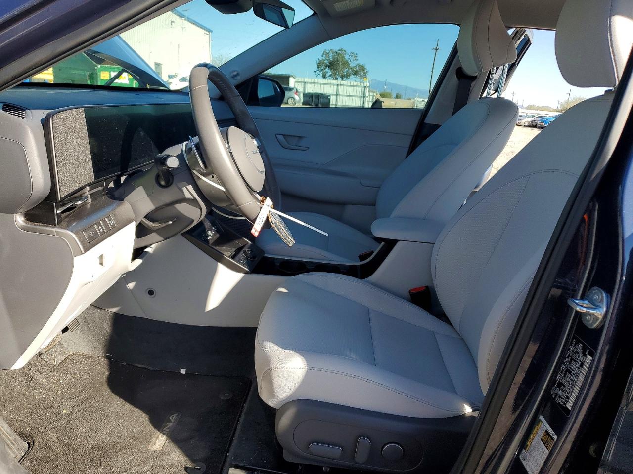 2025 HYUNDAI KONA SEL photo 7