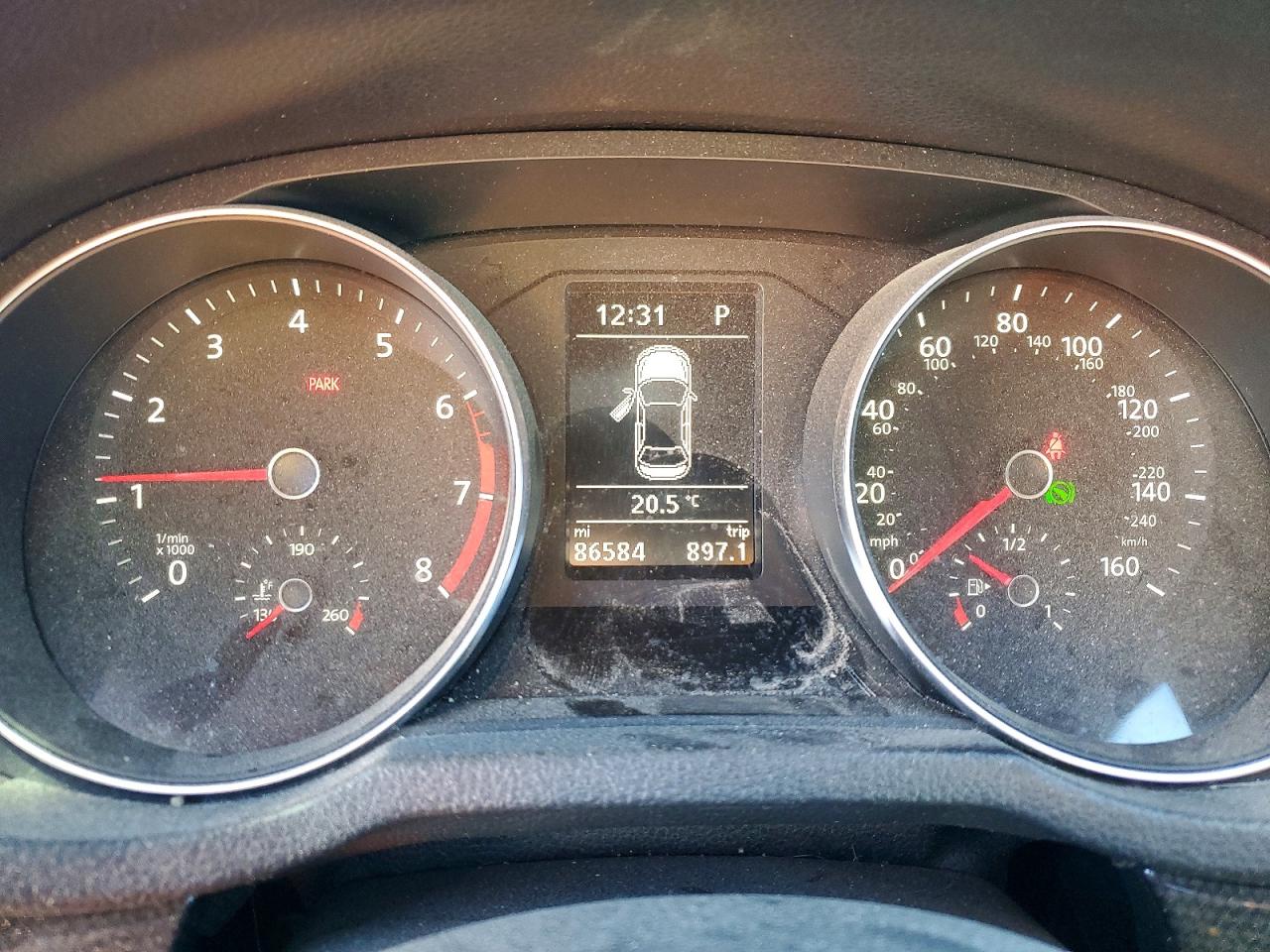 2018 VOLKSWAGEN PASSAT GT photo 9