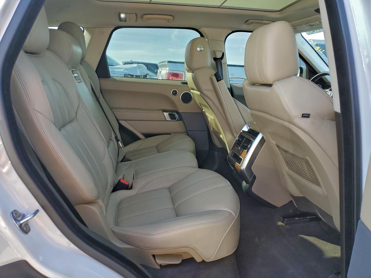 2015 LAND ROVER RANGE ROVER SPORT HSE photo 11