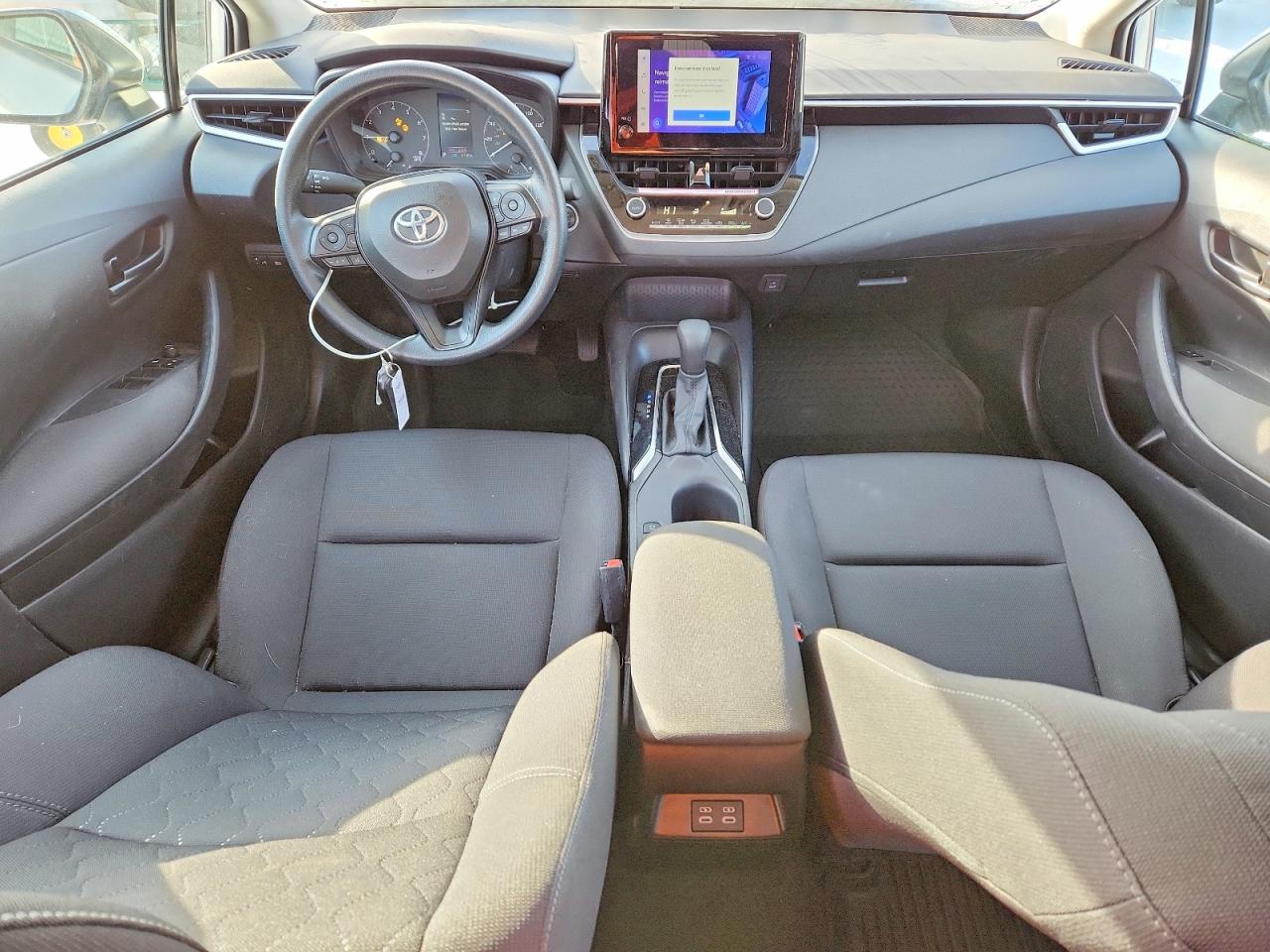 2024 TOYOTA COROLLA LE photo 8