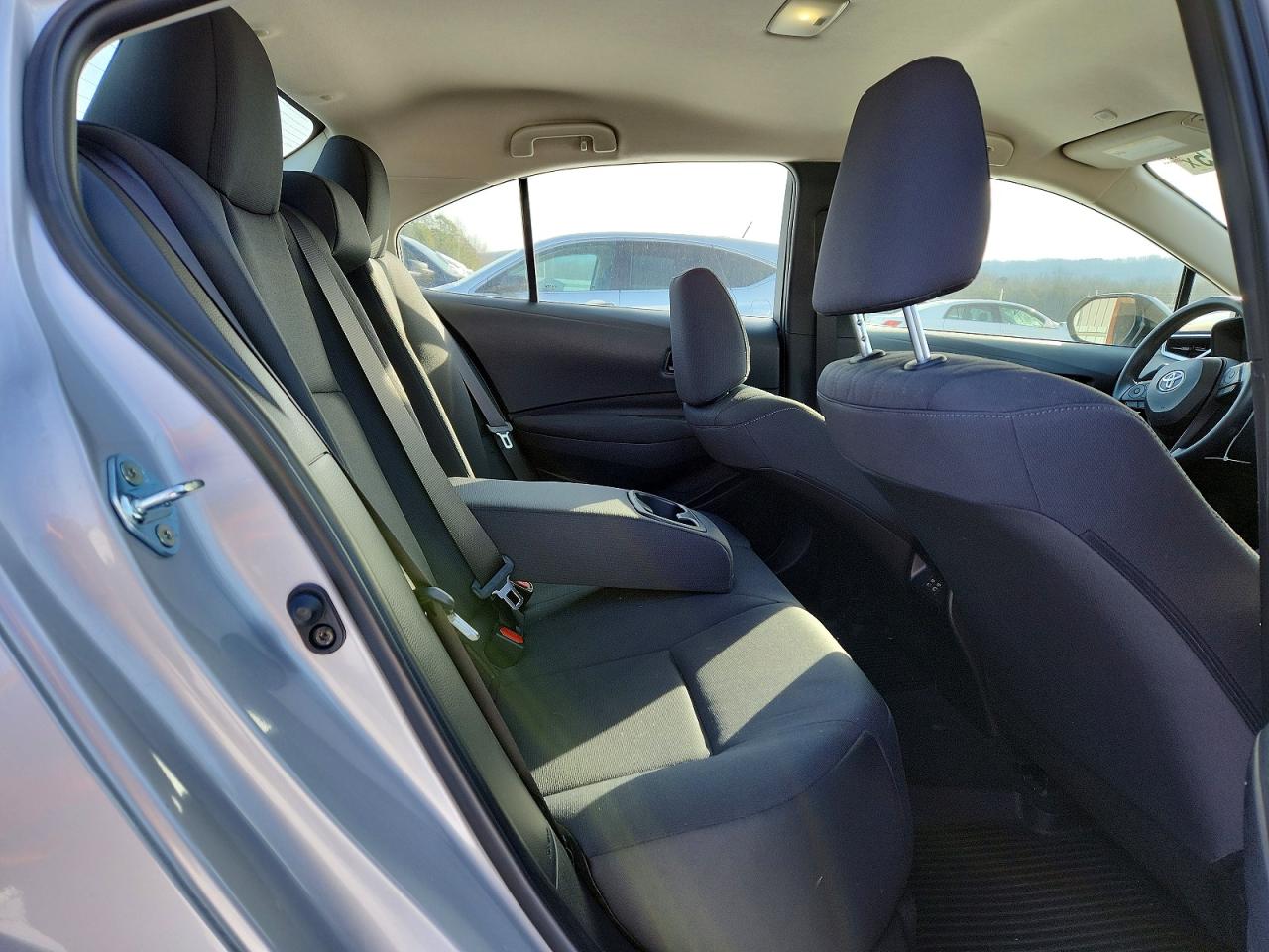 2024 TOYOTA COROLLA LE photo 10