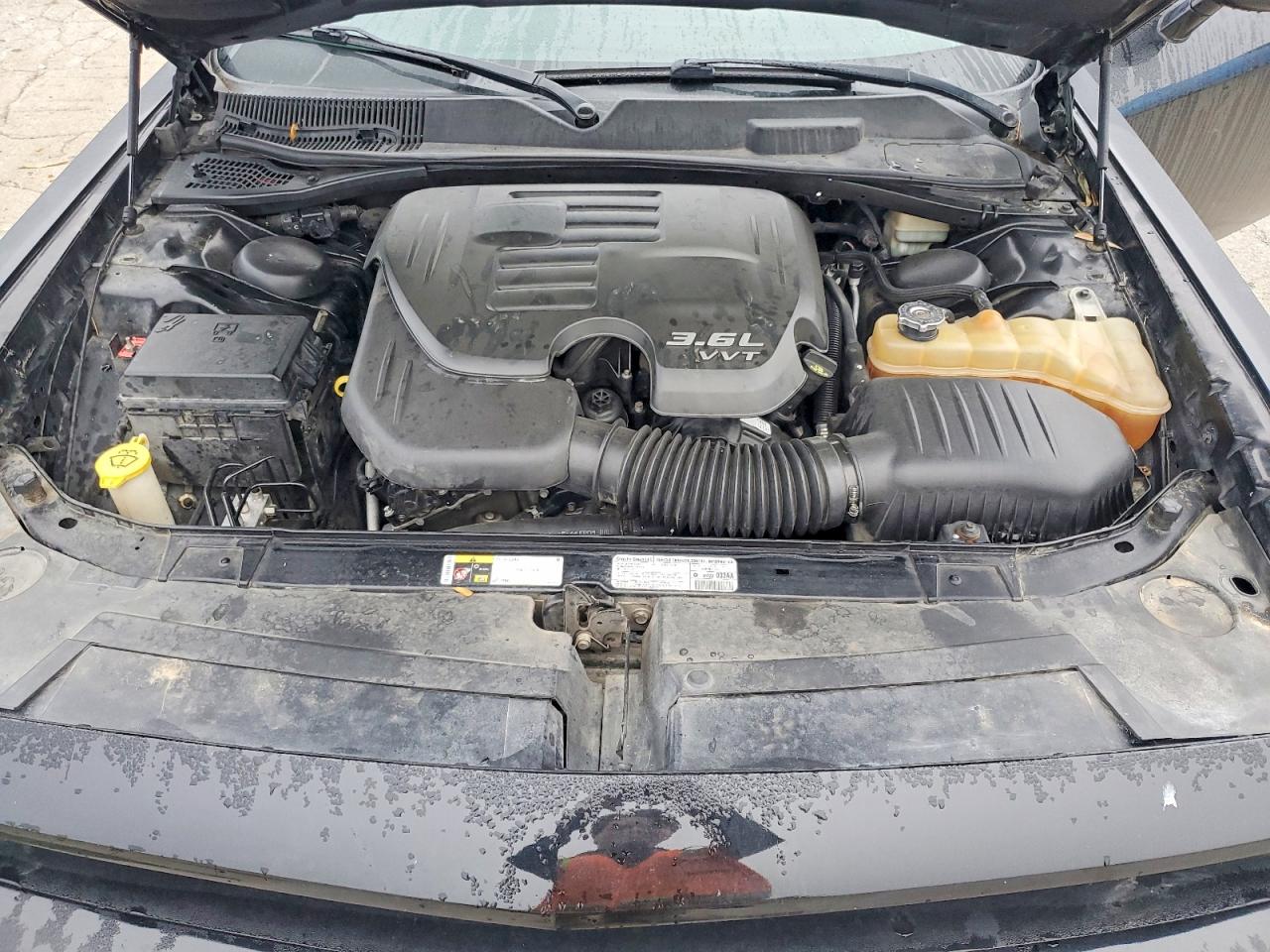 2013 DODGE CHALLENGER SXT photo 11