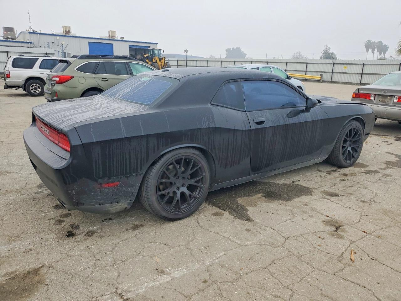 2013 DODGE CHALLENGER SXT photo 3