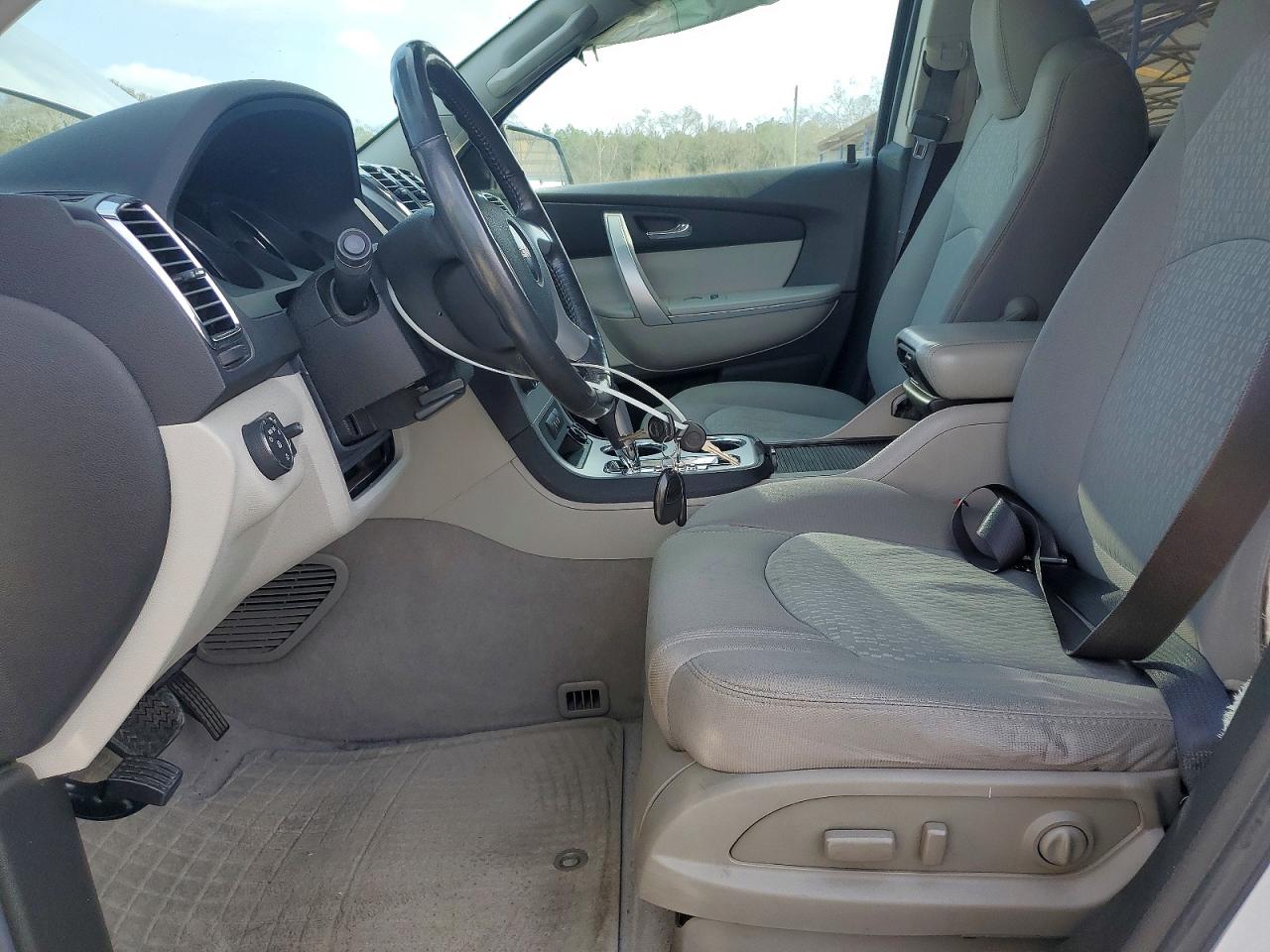 2011 GMC ACADIA SLE photo 7