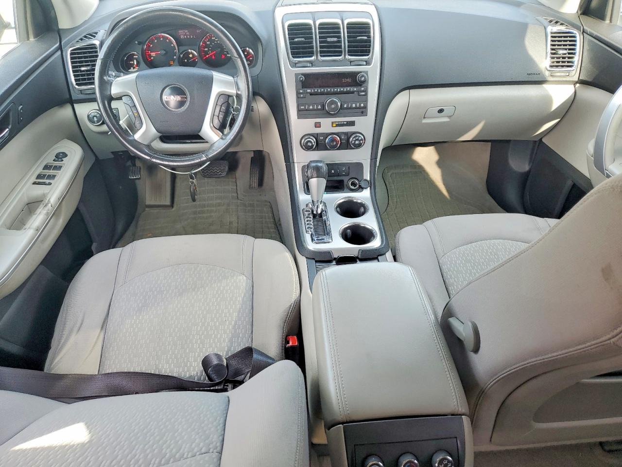 2011 GMC ACADIA SLE photo 8