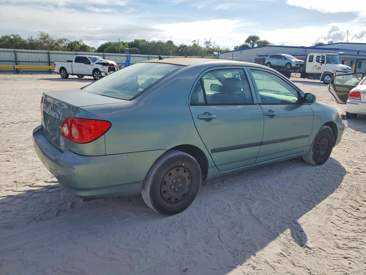 2007 TOYOTA COROLLA CE photo 3