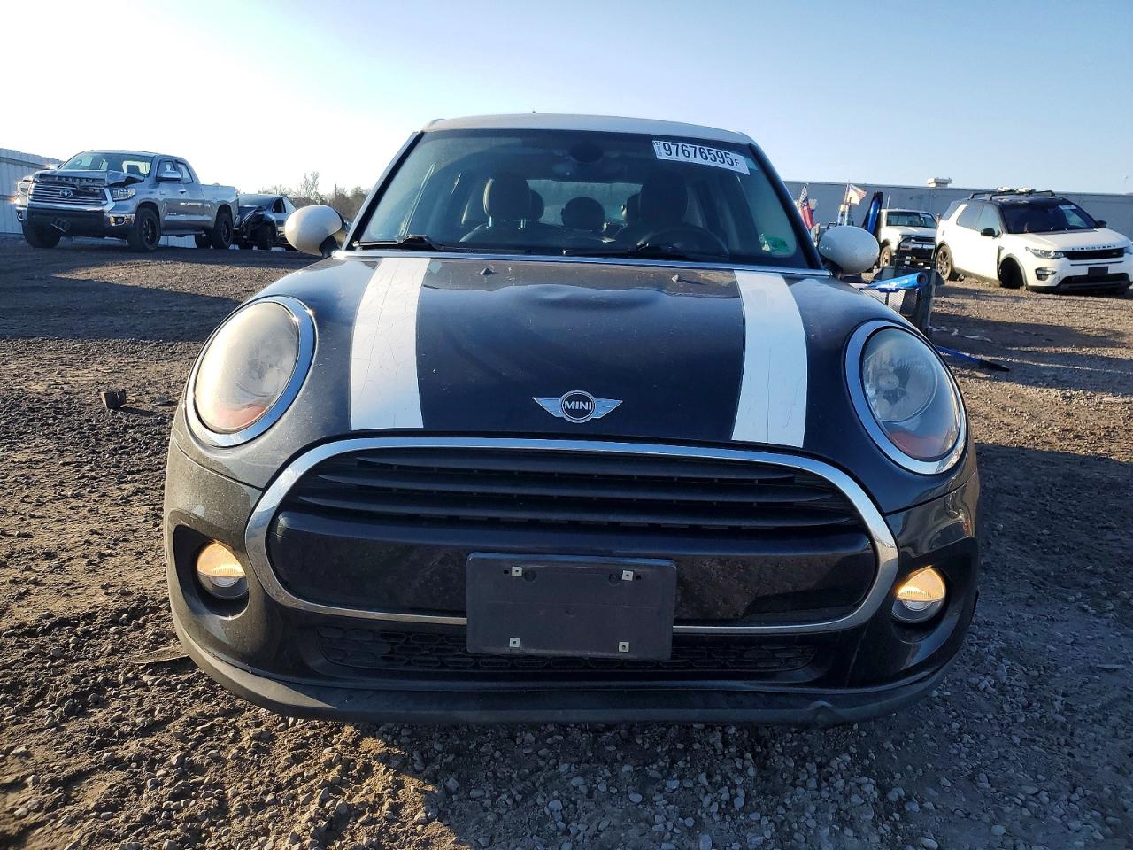 2016 MINI COOPER photo 5