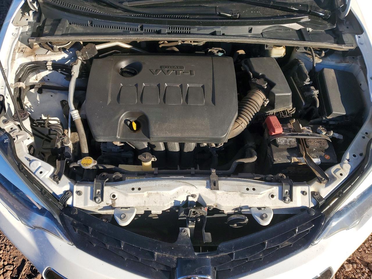 2015 TOYOTA COROLLA L photo 11