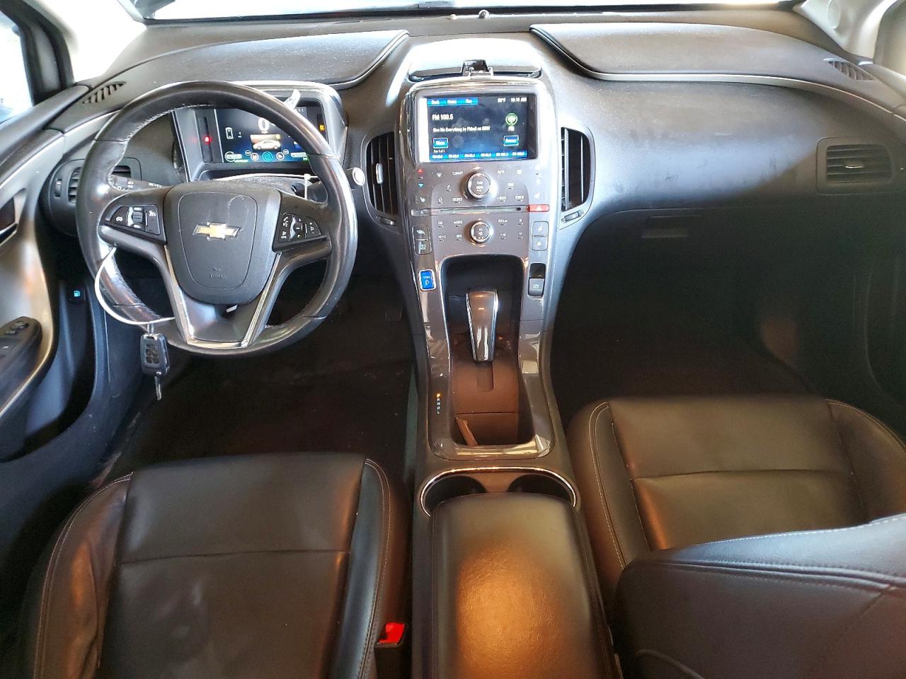 2014 CHEVROLET VOLT photo 8