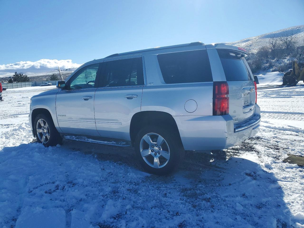 2016 CHEVROLET TAHOE K1500 LTZ photo 2