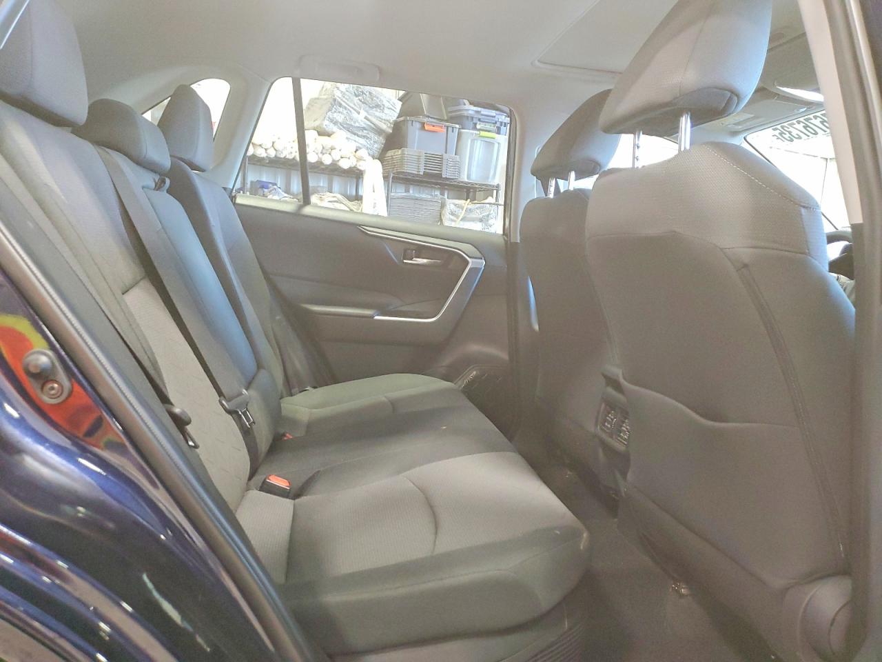 2024 TOYOTA RAV4 XLE photo 11